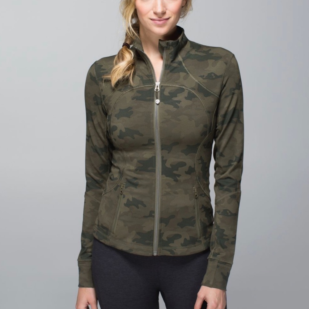 Lululemon Forme Jacket Savasana Camo Fatigue Green
